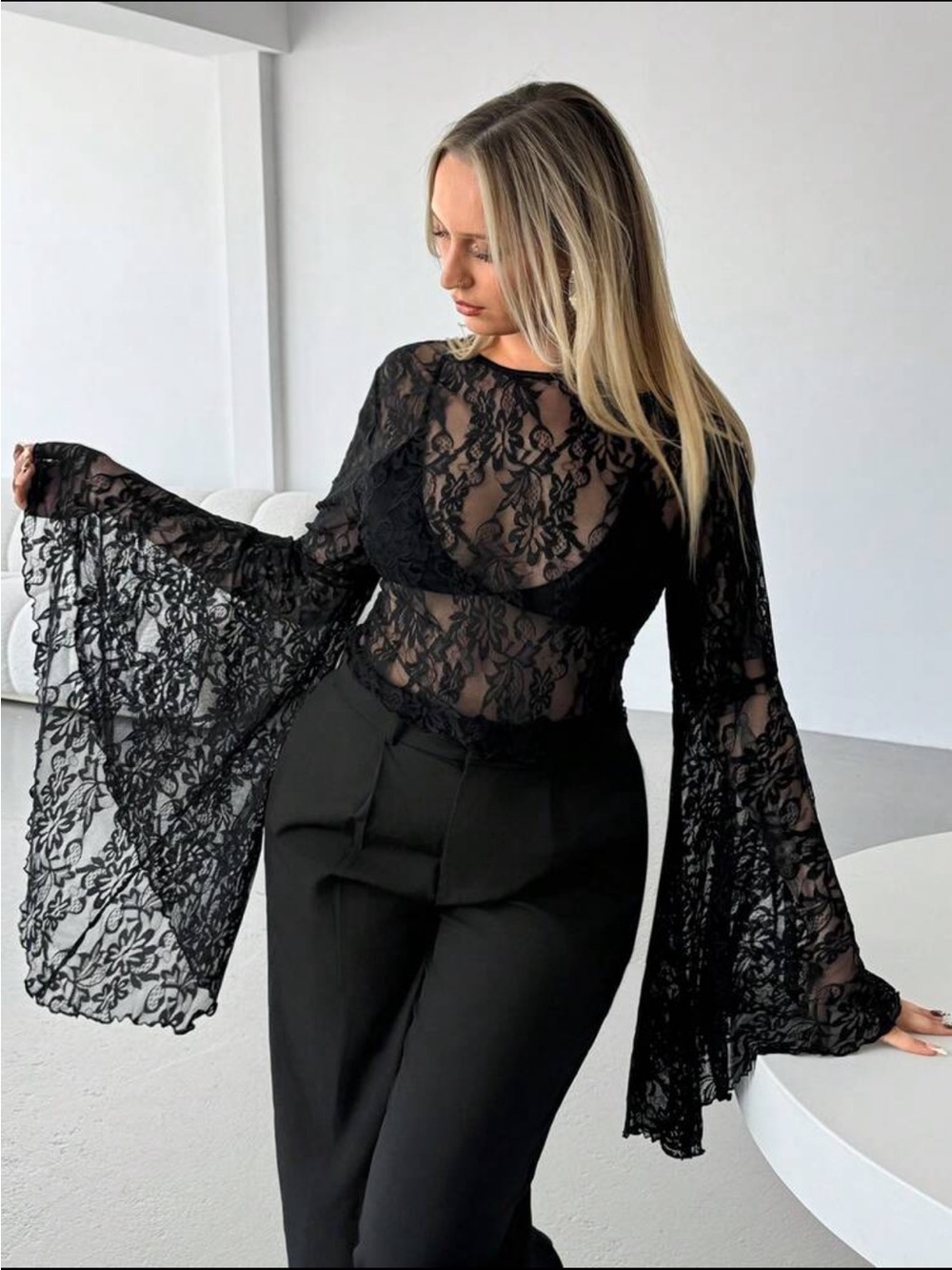 🔔 PLUS Lace Bell-Sleeve Blouse 🔔